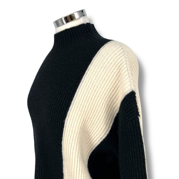 Commense Miss Paris Black White Colorblock Ribbed Knit Sweater Size Small - Picture 3 of 16